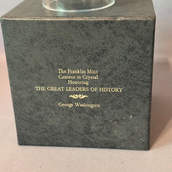 Vintage George Washington Glass Paperweight Franklin Mint Baccarat Cameo Gift US - Picture 3 of 4